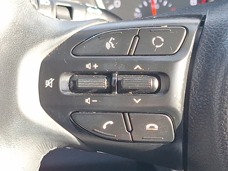 Used Kia Stonic 2019 for sale - 77644456: Photo 18