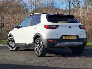 Used Kia Stonic 2019 for sale - 77644456: Photo