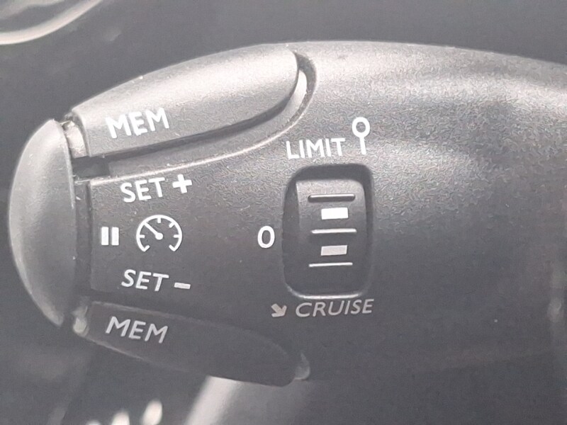 Used Peugeot 2008 2024 for sale - 77366083: Photo 15