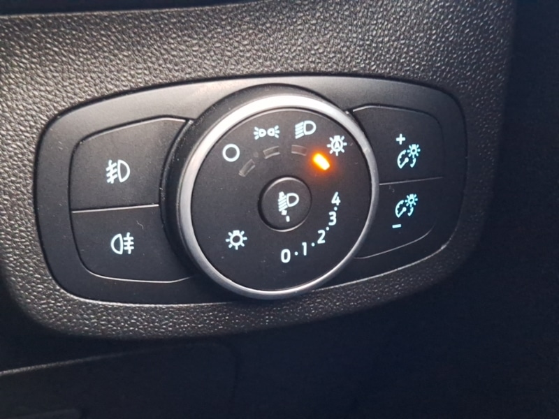 Used Ford Fiesta 2018 for sale - 77751671: Photo 16