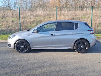 Used Peugeot 308 2017 for sale - 78006233: Photo
