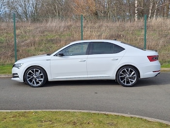 Used Skoda Superb 2020 for sale - 77933377: Photo