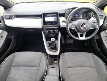 Used Renault Clio 2023 for sale - 75309652: Photo
