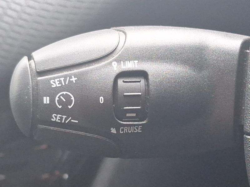 Used Peugeot 2008 2017 for sale - 76464965: Photo 15