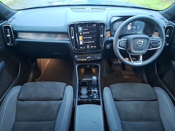 Used Volvo XC40 2022 for sale - 78327696: Photo