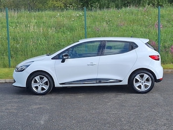 Used Renault Clio 2015 for sale - 78642760: Photo