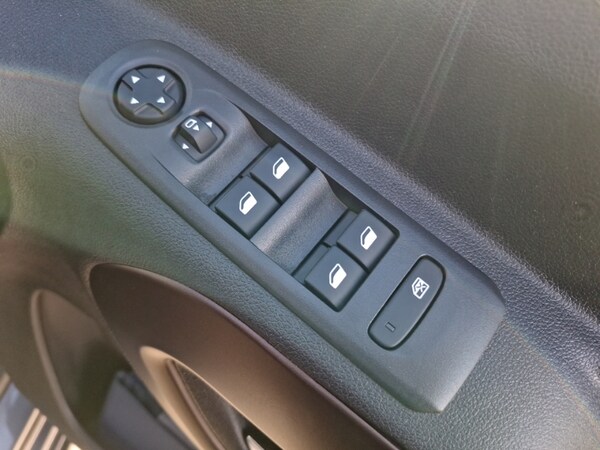 Used Peugeot Rifter 2020 for sale - 76275800: Photo 12