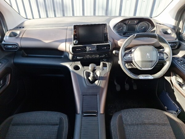 Used Peugeot Rifter 2020 for sale - 76275800: Photo 2