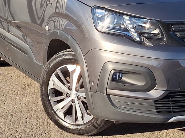 Used Peugeot Rifter 2020 for sale - 76275800: Photo 9