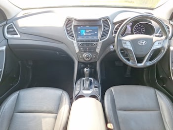Used Hyundai Santa Fe 2017 for sale - 79278398: Photo