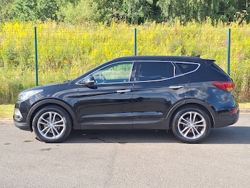 Used Hyundai Santa Fe 2017 for sale - 79278398: Photo