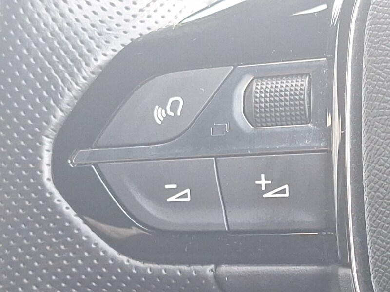 Used Peugeot 2008 2023 for sale - 77366095: Photo 18