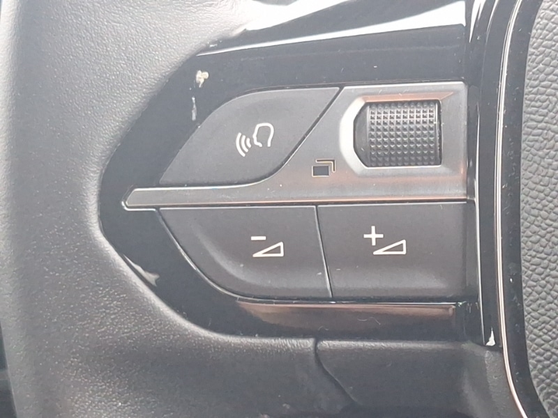 Used Peugeot 208 2022 for sale - 77405115: Photo 18