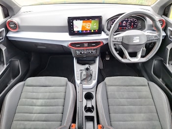 Used SEAT Arona 2023 for sale - 79433495: Photo