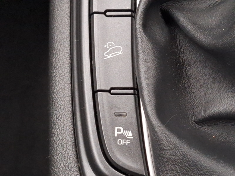 Used Hyundai KONA 2019 for sale - 77338094: Photo 15