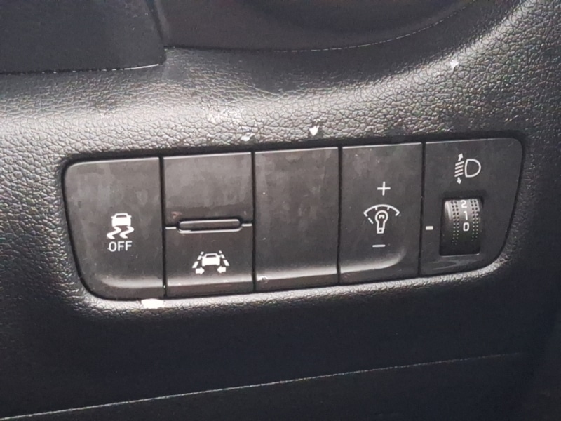 Used Hyundai KONA 2019 for sale - 77338094: Photo 17