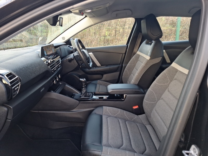 Used Citroen C4 2022 for sale - 76897792: Photo 5