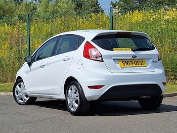 Used Ford Fiesta 2013 for sale - 79207681: Photo