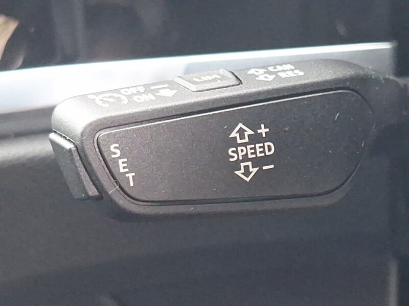 Used Audi RS Q3 2023 for sale - 77939249: Photo 17