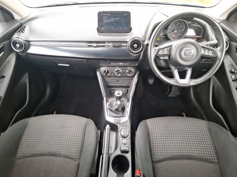 Used Mazda Mazda2 2017 for sale - 76160619: Photo 2