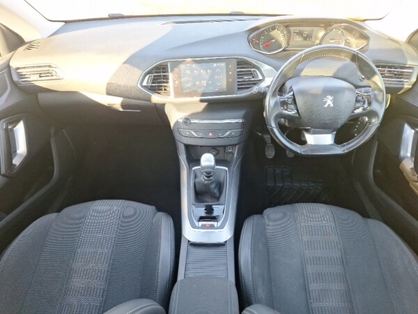 Used Peugeot 308 2018 for sale - 76289291: Photo 2
