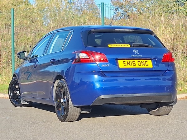 Used Peugeot 308 2018 for sale - 76289291: Photo 3