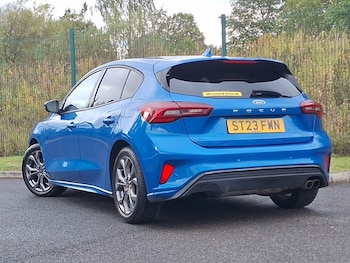 Used Ford Focus 2023 for sale - 76269222: Photo 3
