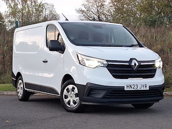 Renault Trafic feature image
