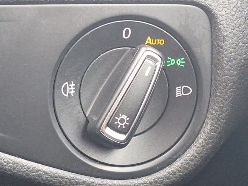 Used Volkswagen Golf 2018 for sale - 78079723: Photo 16