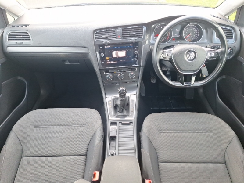 Used Volkswagen Golf 2018 for sale - 78079723: Photo 2