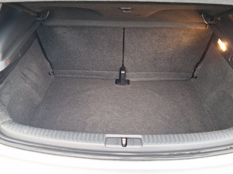 Used Volkswagen Scirocco 2014 for sale - 77610841: Photo 8