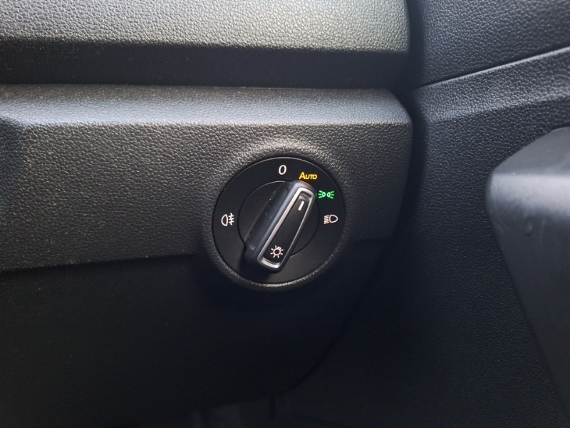 Used Volkswagen T-Roc 2019 for sale - 76893811: Photo 13