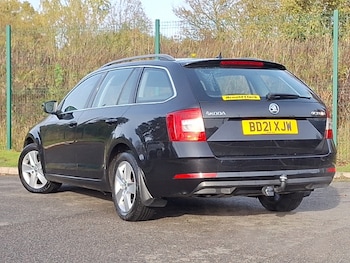 Used Skoda Octavia 2021 for sale - 76414340: Photo