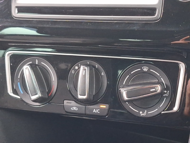 Used Volkswagen Polo 2017 for sale - 77644297: Photo 14