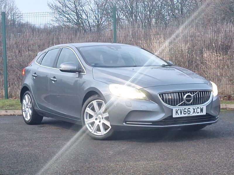 Used Volvo V40 2016 for sale - 77379677: Photo 1