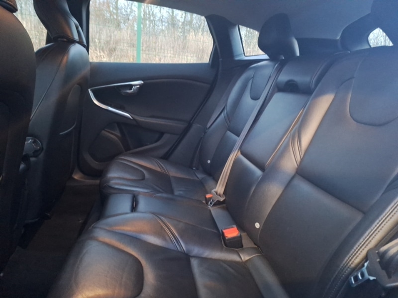 Used Volvo V40 2016 for sale - 77379677: Photo 6