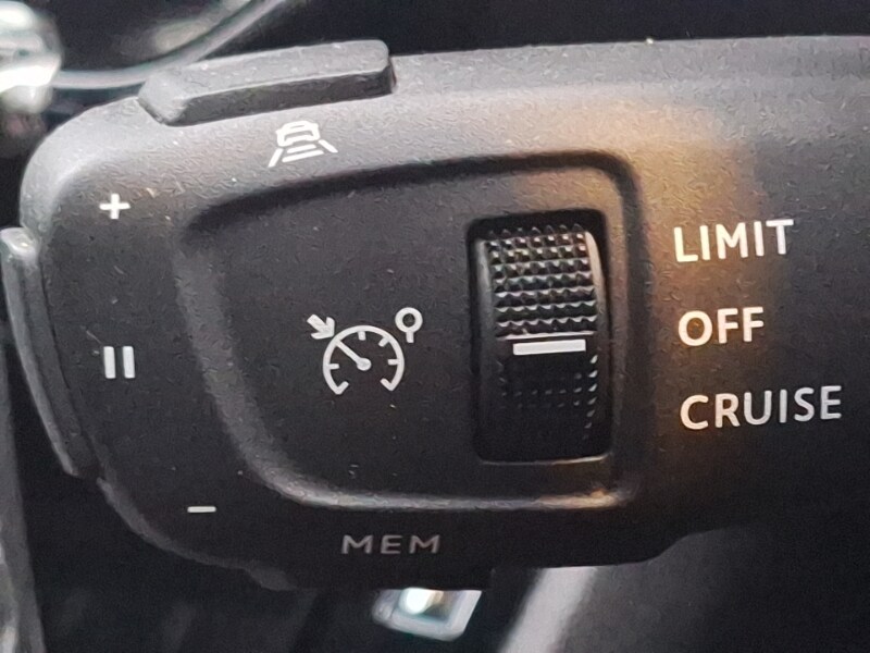 Used Peugeot 2008 2021 for sale - 77495202: Photo 16