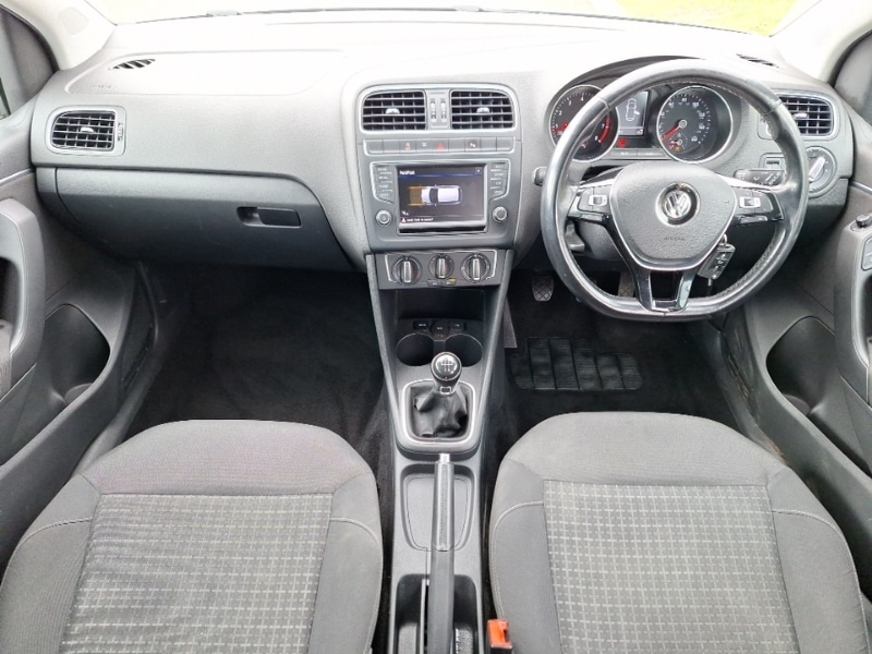 Used Volkswagen Polo 2017 for sale - 78066139: Photo 2