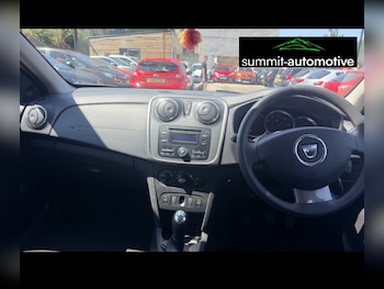 Used Dacia Sandero Stepway 2015 for sale - 79161907: Photo