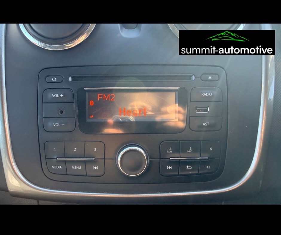 Used Dacia Sandero Stepway 2015 for sale - 77916183: Photo 10