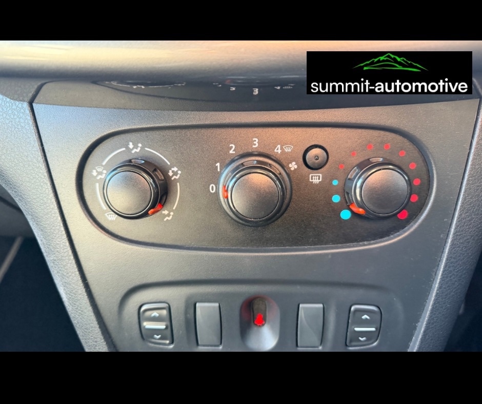 Used Dacia Sandero Stepway 2015 for sale - 77916183: Photo 14