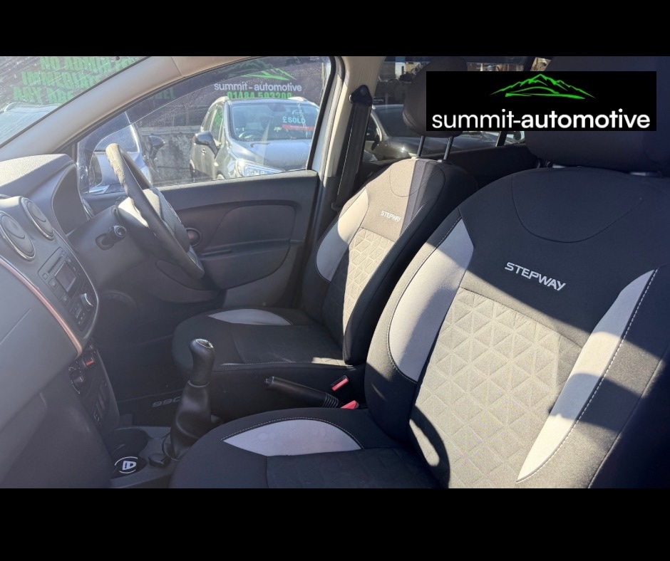 Used Dacia Sandero Stepway 2015 for sale - 77916183: Photo 16