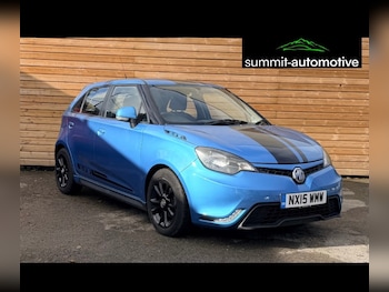 2015 (15) - 1.5 VTi-TECH 3Form Sport 5dr