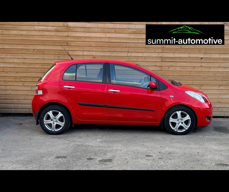 Used Toyota Yaris 2010 for sale - 76127633: Photo 3