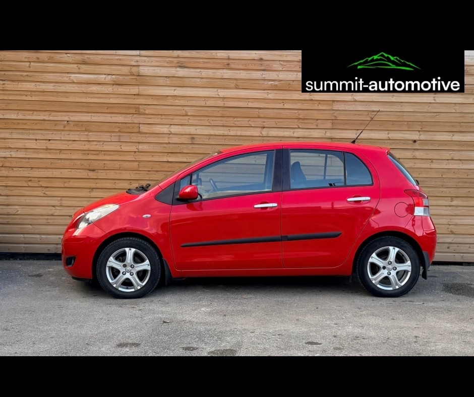 Used Toyota Yaris 2010 for sale - 76127633: Photo 9