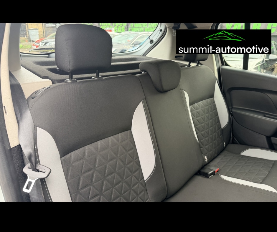 Used Dacia Sandero Stepway 2014 for sale - 77774696: Photo 12