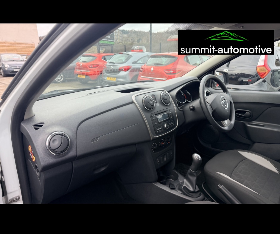 Used Dacia Sandero Stepway 2014 for sale - 77774696: Photo 16