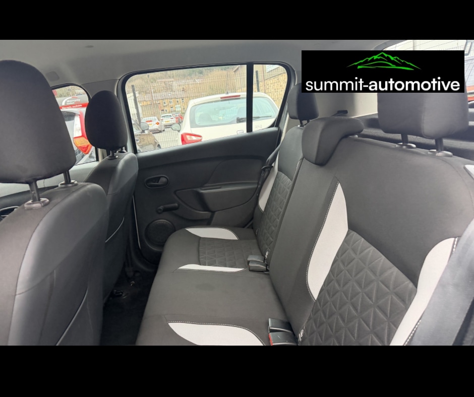 Used Dacia Sandero Stepway 2014 for sale - 77774696: Photo 18