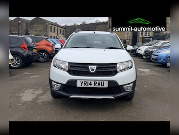 Used Dacia Sandero Stepway 2014 for sale - 77774696: Photo