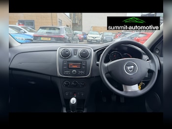 Used Dacia Sandero Stepway 2014 for sale - 77774696: Photo